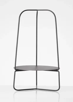 Woud Auku flower stand