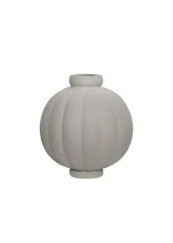 Louise Roe Balloon Vase 01
