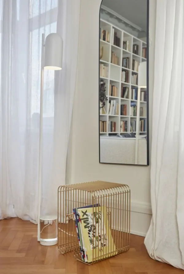 AYTM CURVA Stool and Shelf