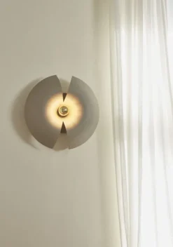 AYTM CYCNUS væglampe