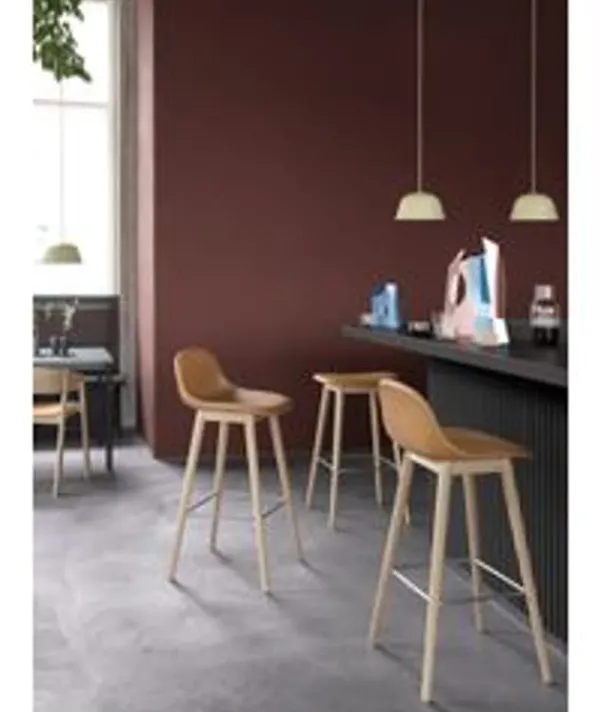 Best Muuto Fiber Bar Stool - Wood Base Silk Læder - Cognac/Eg