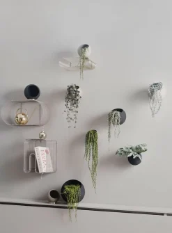 AYTM GLOBE wall flowerpot