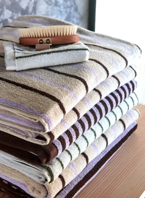 Clearance OYOY LIVING Raita Towel Green medium