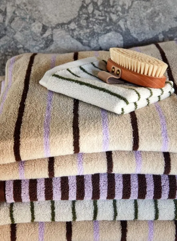 Clearance OYOY LIVING Raita Towel Green medium