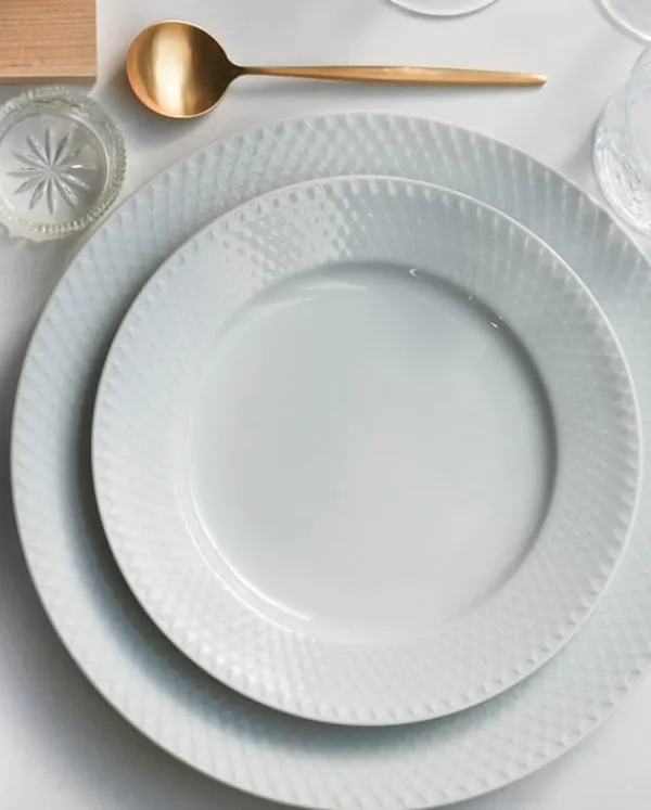 Best Lyngby Porcelain Rhombe Middagstallerken Ø27 cm Hvid