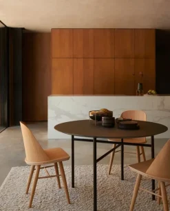 Audo Copenhagen Snaregade Round Dining Table