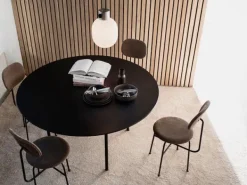 Audo Copenhagen Snaregade Round Dining Table