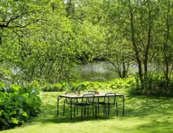 Best Normann Copenhagen Vig Table Robinia Black - Small